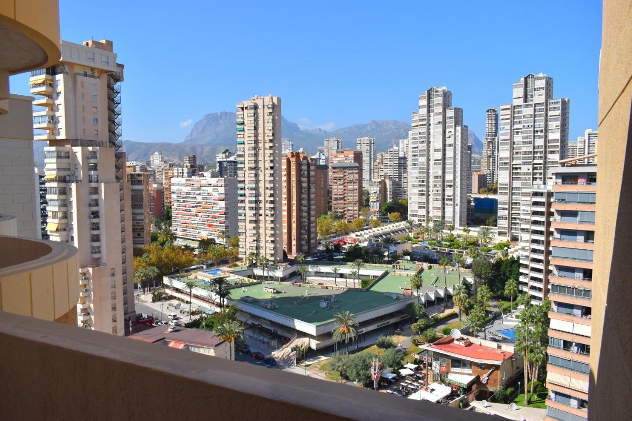Los Caballos Vip Playa Levante Benidorm Kültér fotó