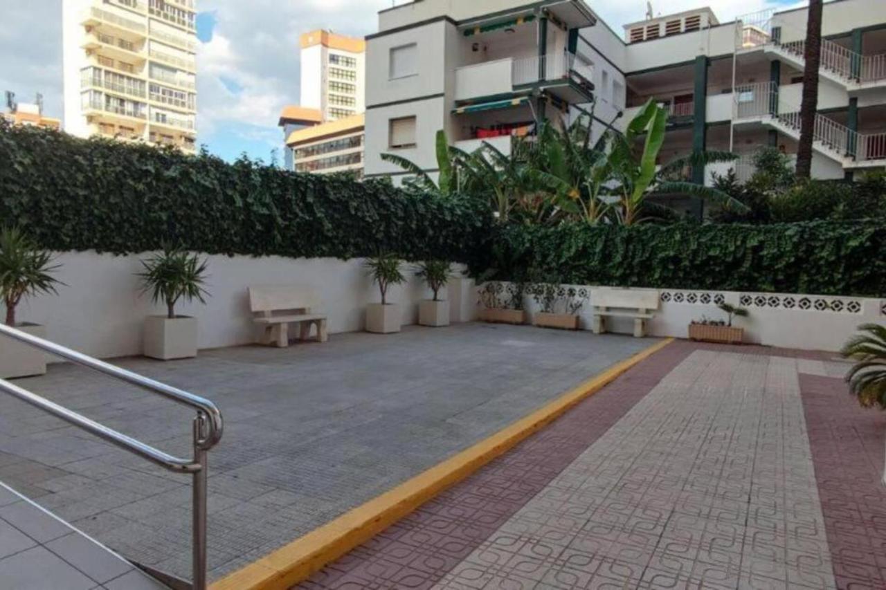 Los Caballos Vip Playa Levante Benidorm Kültér fotó